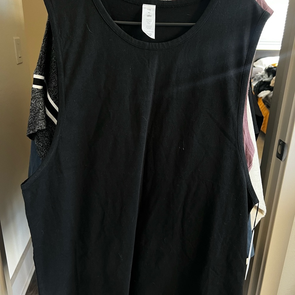 Alo tank top